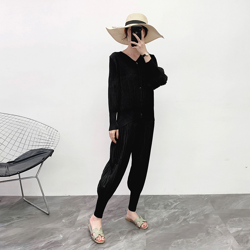 Women Pleated 2019 New Suit Pants Fashion Two Piece Set Female Tops Trousers Loose Clothing Sets