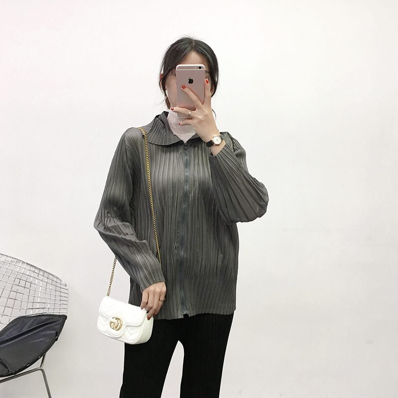 Women Pleated Hooded Jacket Autumn 2019 Zip Windbreaker Loose Large Pleated Coat