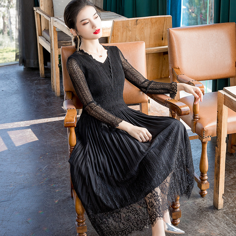 Spring Trend 2020 Slim Large Dress New Style Lace Based Pleated Dress