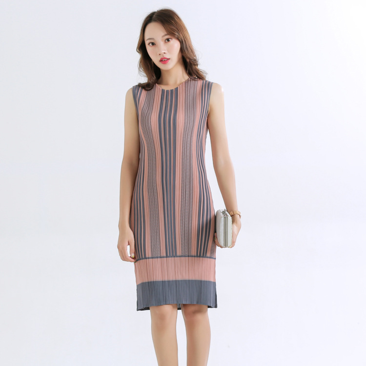 Lady Pleated Sleeveless Dress Digital Print Fashion Loose Big Size Dress