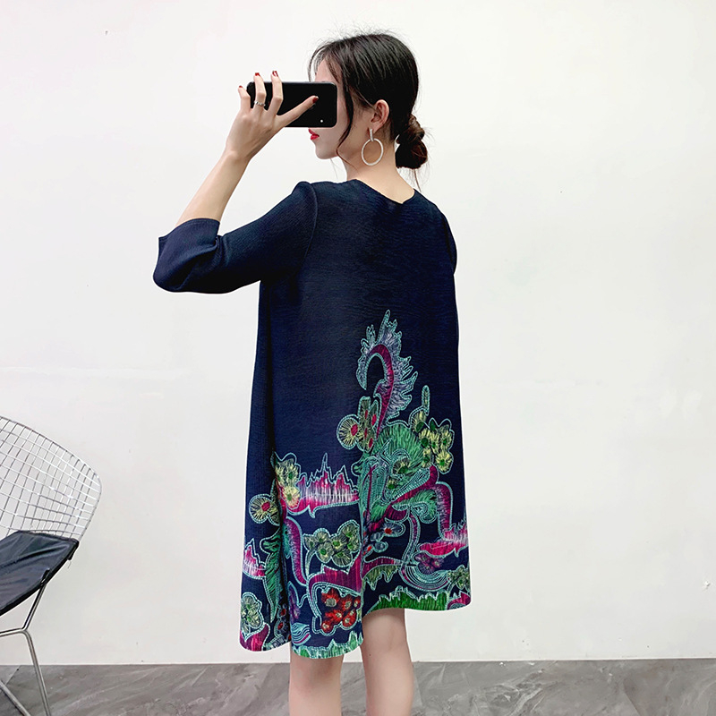 Pleated Large Print Dress 2020 Spring New Women's Loose Pleated A-line Dress