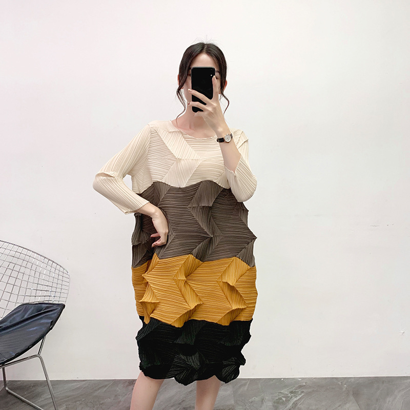Autumn Winter Women Pleated Fashion New Tidal Loose Big Size Dress