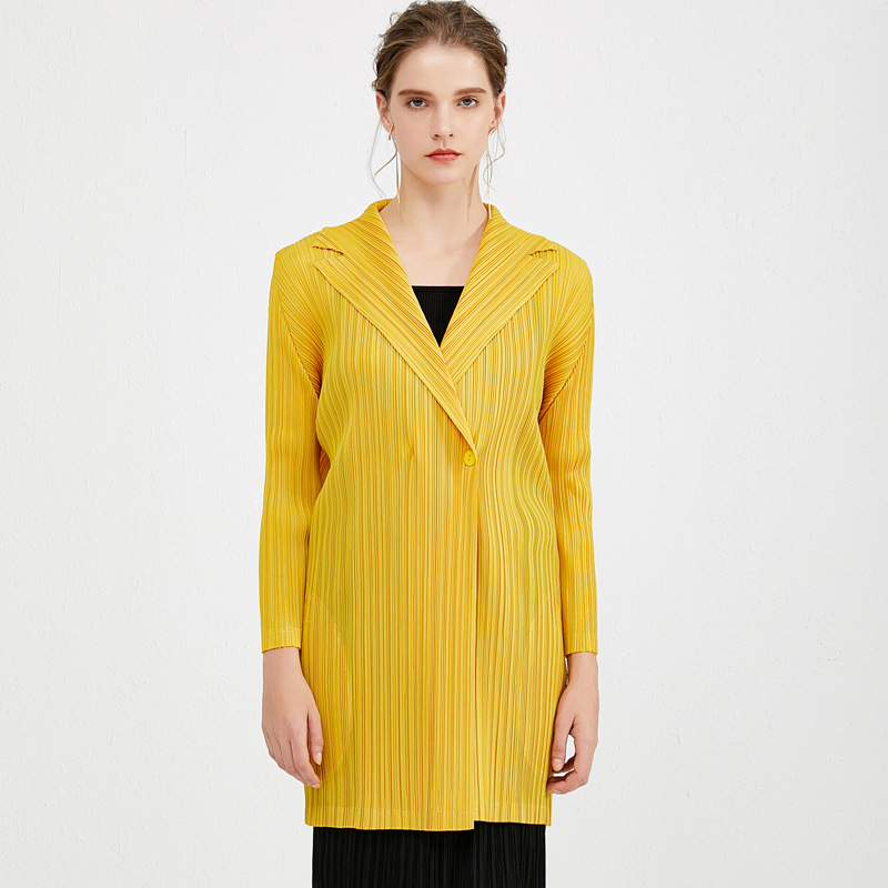 Spring 2020 Women Pleated New Style Basic Lapel Coat Casual Light Mature Top One Button Jacket