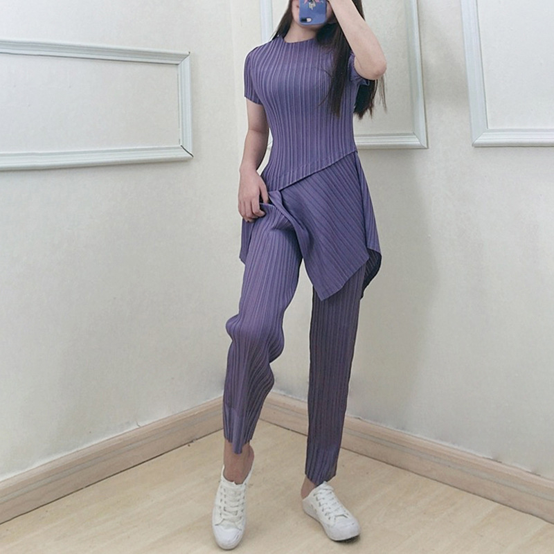 Fashion Casual Suit Women's 2020 Summer Pleated Round Neck Short Sleeve Top Straight Pants Two Piece Set