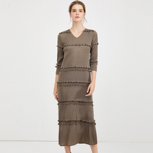 Spring 2020 Women Tidal Pleated New Ear Dress Fashion V-neck Dress