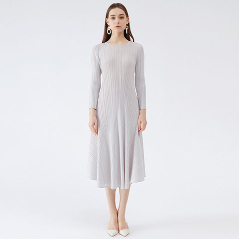 2021 Spring New Women's Korean Women's Solid Round Neck Dress French Temperament Slim Pleated Dress