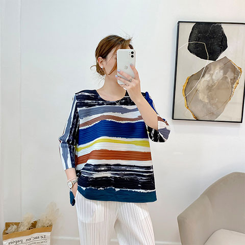Pleated Printed T-shirt 2021 Summer New Striped Round Neck 3 / 4 Sleeve Top Western Style Loose Base T-shirt