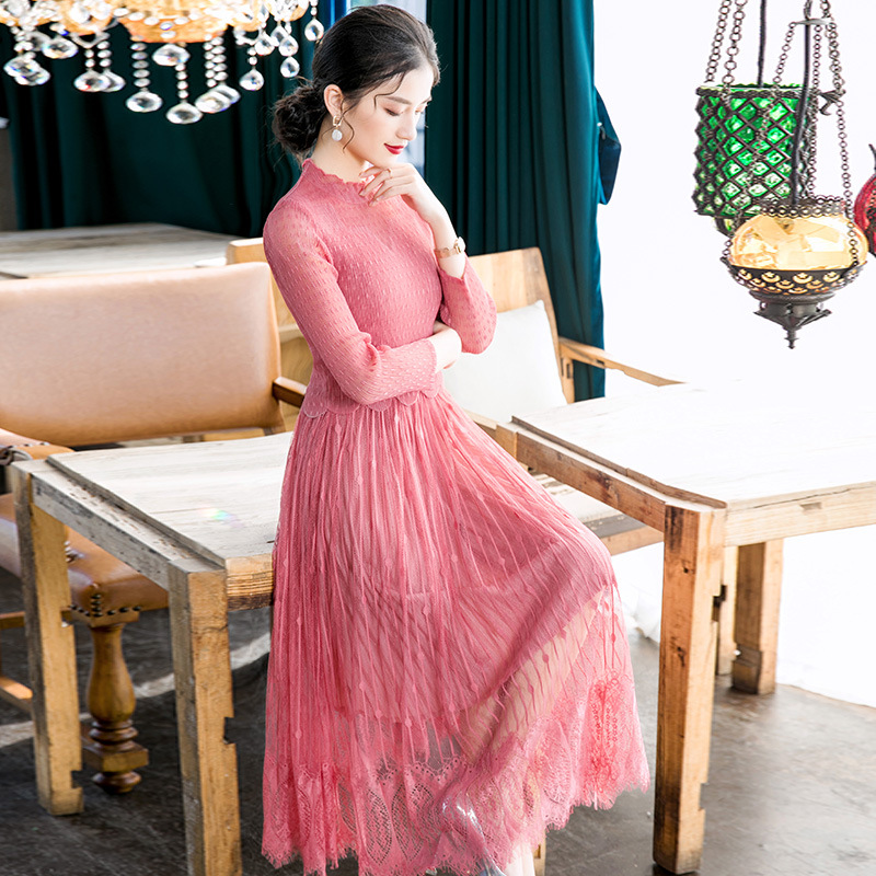 Spring 2020 Fashion New Lace Large Dress New Women's Slim Pleated Dress