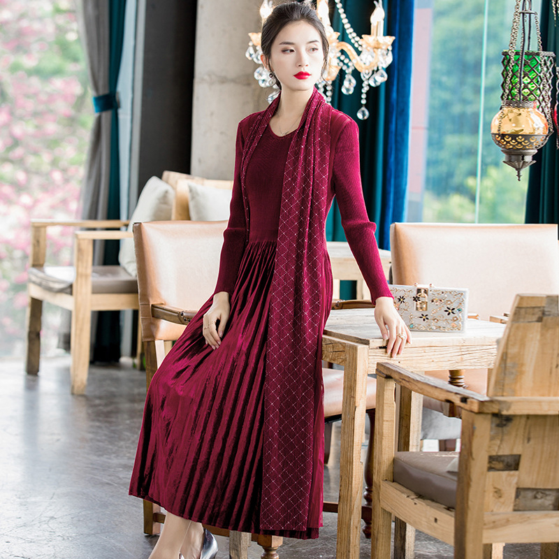 Women Scarf Collar Long Dress 2020 Spring New Slim Printed Velvet Pleated Dress