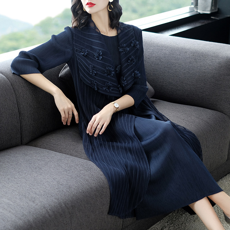 Spring Women Pleated Fashion New Fake Two Pieces Long Popular Dress
