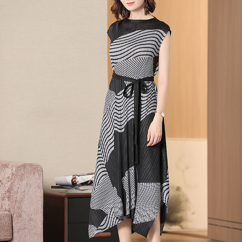 French Vintage Printed Loose Size Women Summer Dress Sleeveless Irregular Dress