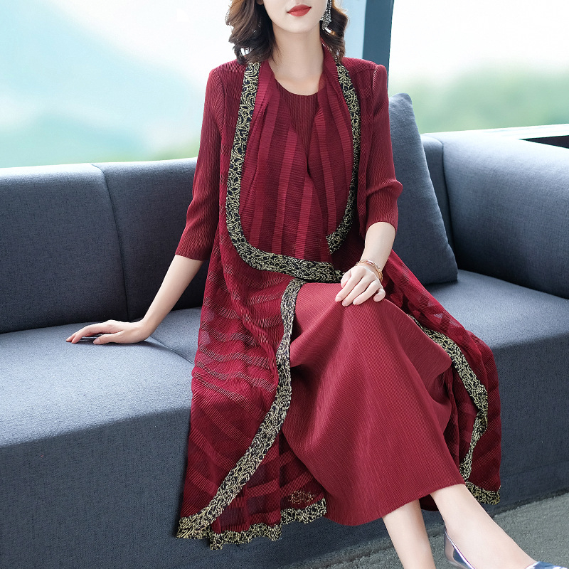 Pleated Dress Autumn 2019 New Women's Long Fake Two Loose Big Size Dress
