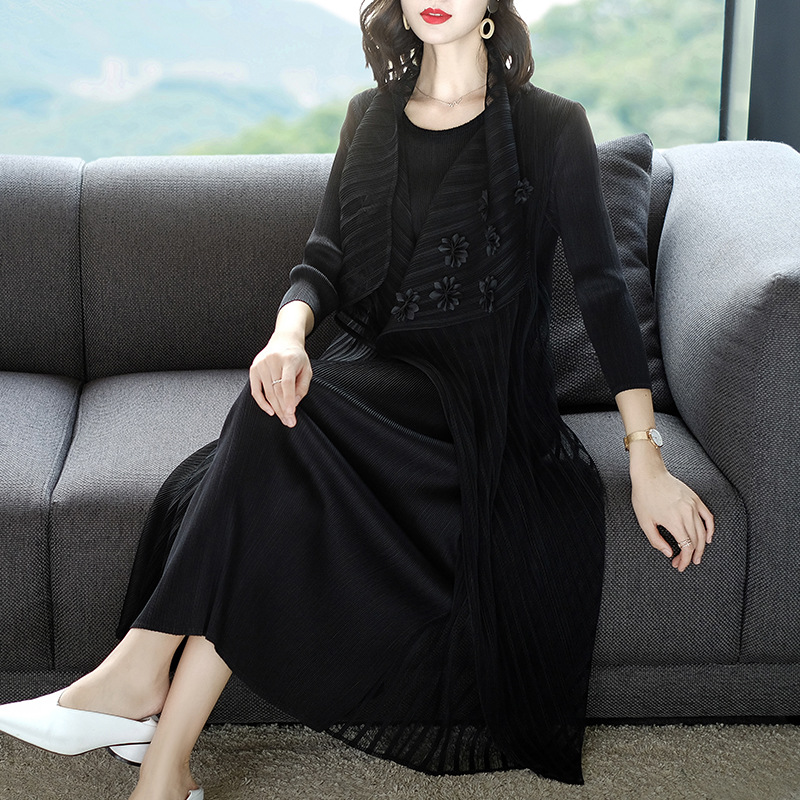 Women Pleated Dress Fake Two Loose Big Size Dresses Autumn 2019 New Mesh Embroidered Dress