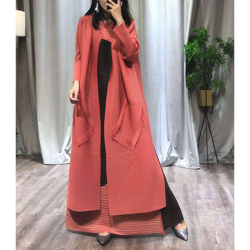 Autumn Women Pleated Fashion New Tidal Loose Big Size Pockets Popular Long Jacket Coat