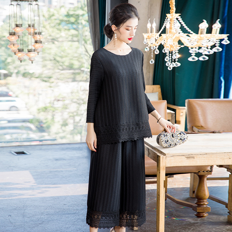 Spring 2020 New Loose Top T-shirt Large Wide Leg Pants Two Piece Pleated Women's Wear