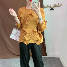 Women Tops Fashion New Lady Autumn Irregular Pleated Loose-size Big Size T-shirt