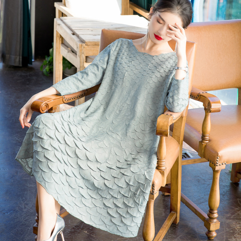 Spring 2020 Trend Women Loose Large Embroidered Pleated A-line Dress