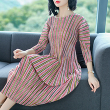 Spring Women Pleated Stripe Big Size Dresses New Casual Popular Wear