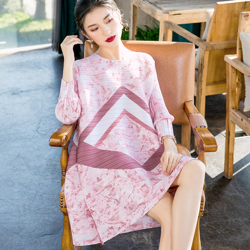 Pleated Dress 2020 Spring New Belly Covering Loose Printed Women Dress