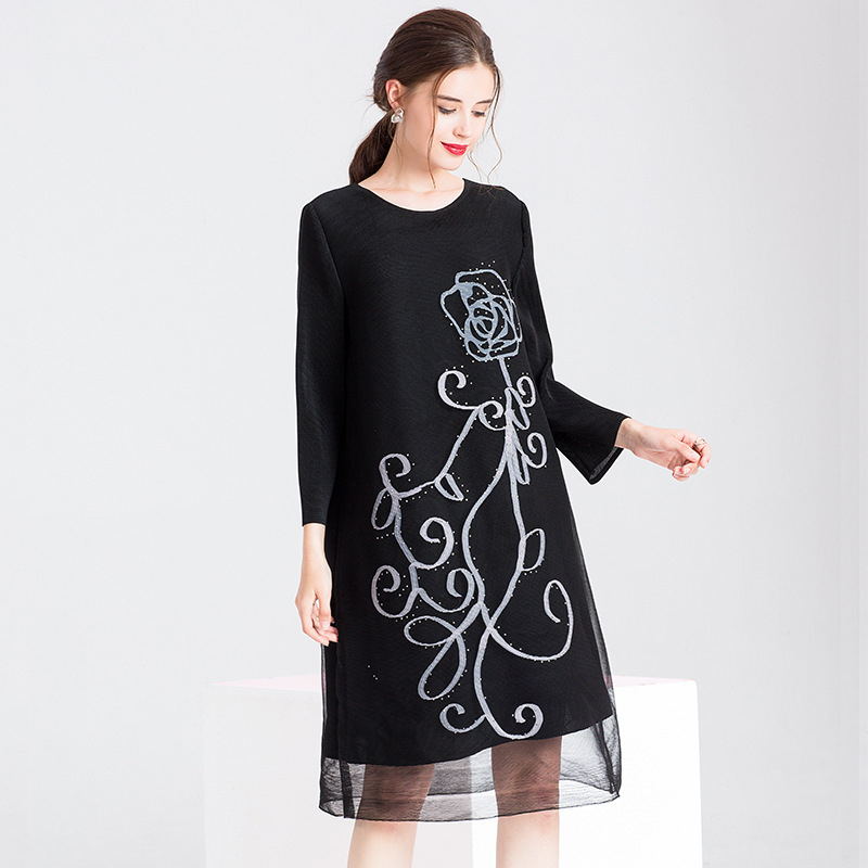 Autumn Women Pleated Lady Floral Loose Embroidery O-neck Dresses