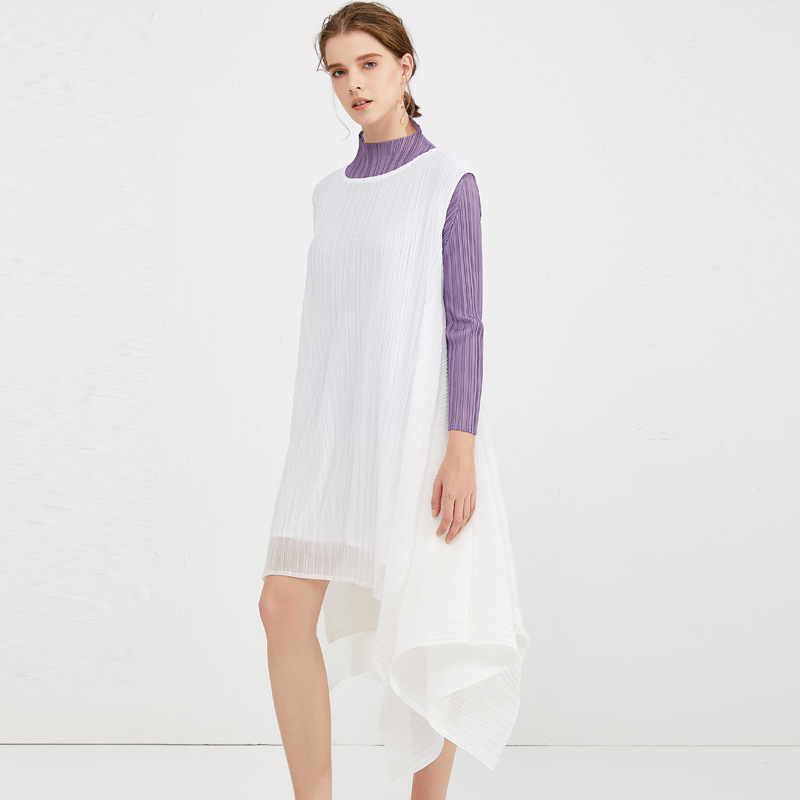 Spring 2020 New White Pleated Dress Round Neck Sleeveless Women's Loose Large Dress