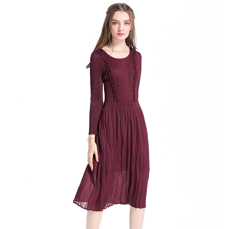 The New Vertical Pleated Lace Slim Fashion Vintage A-line Knee-length O-neck Spring Women's Dress