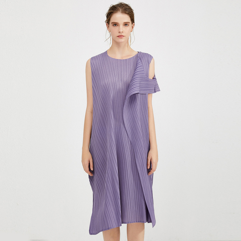 Early Spring 2020 New Irregular Fake Two Piece Dress Temperament Women Pleated Dress