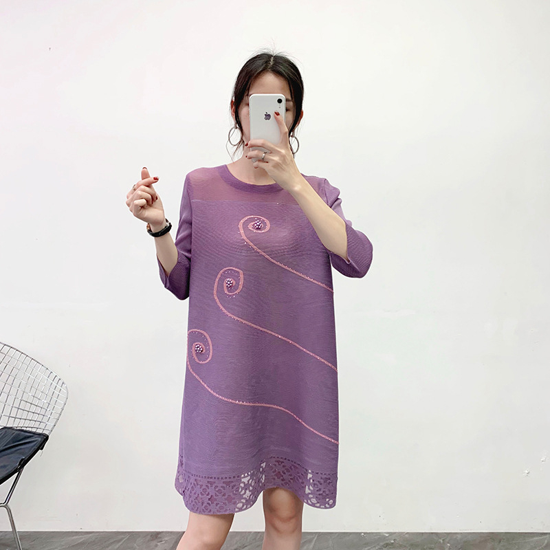 Women Pleated Oversized Dress Spring New Fashion Ethnic Style Plate Flower Loose Half Sleeve Dress