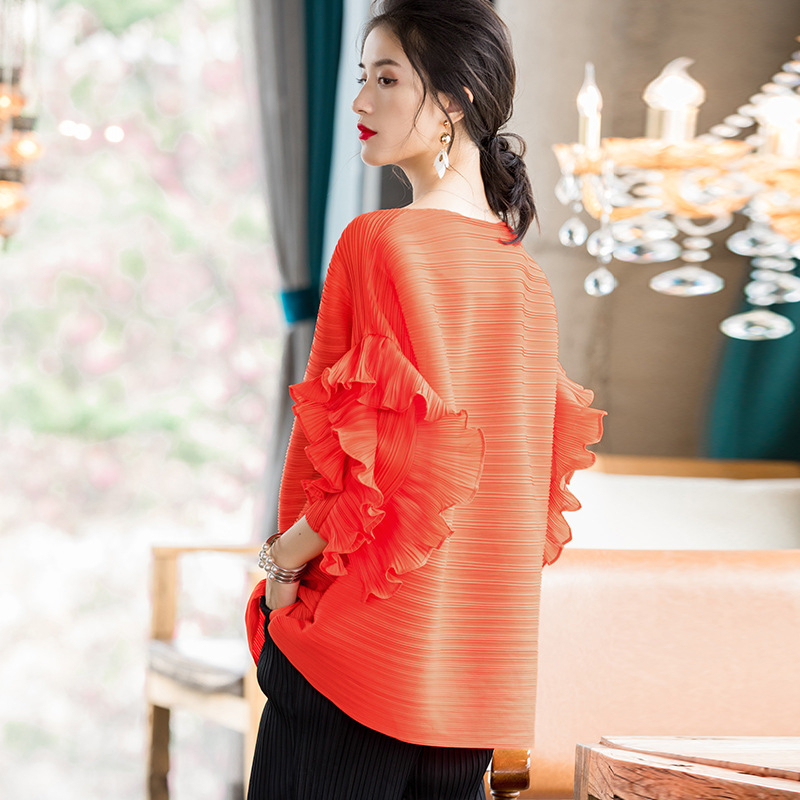 Spring 2020 New Versatile T-shirt Fashion Petal Sleeve Large Women Pleated Tops