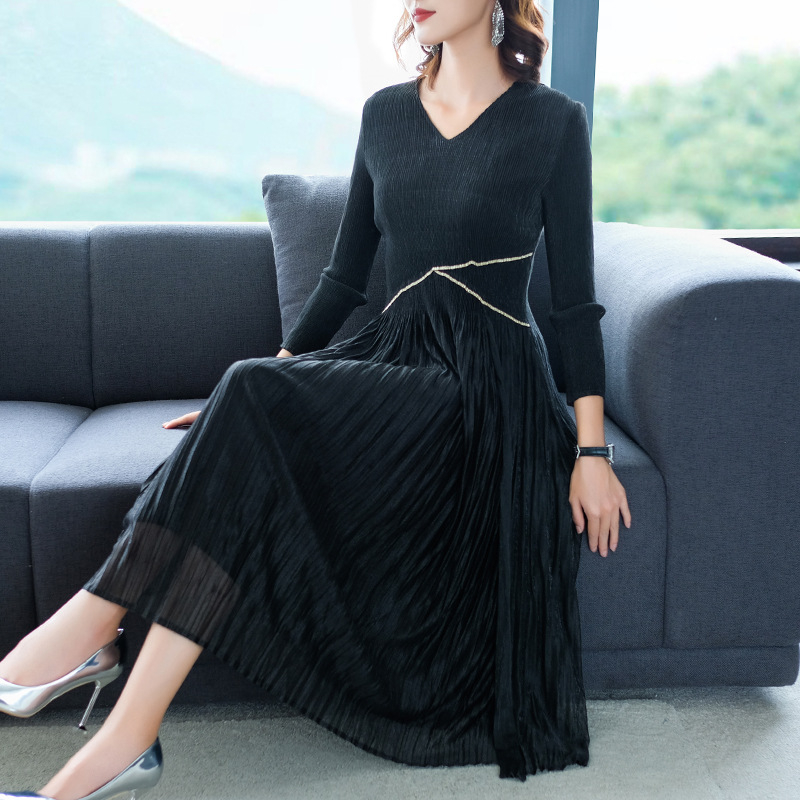 Winter Autumn Women Pleated Fashion New Tidal Dress Lady Elegant Big Size Dress