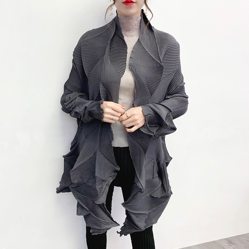 Women Fashion New Pleated Fashion New Tidal Crinkled Loose Big Size Cardigan Jacket Coat