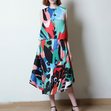 Pleated Fashion Women's 2020 Spring And Summer Graffiti Print Skirt