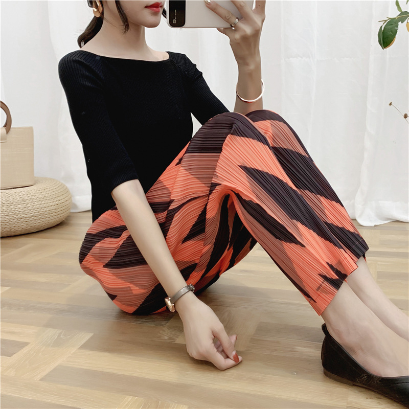 Autumn Women Pleated Trousers Fashion New Popular Loose Big Size Elastic Popular Tidal Pants