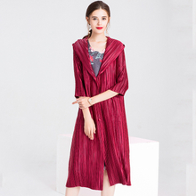 Spring Women Pleated Fashion New Tidal Solid Color Hooded Long Jacket Lady Breaker Coat