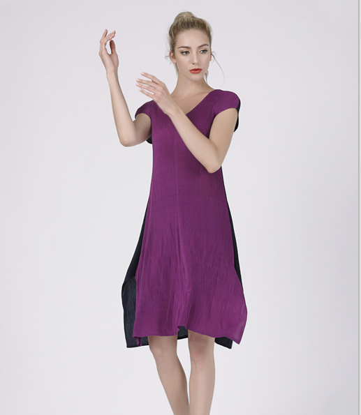 Popular Contrast Loose Pleated Hem Women Fashion Pleated Dress